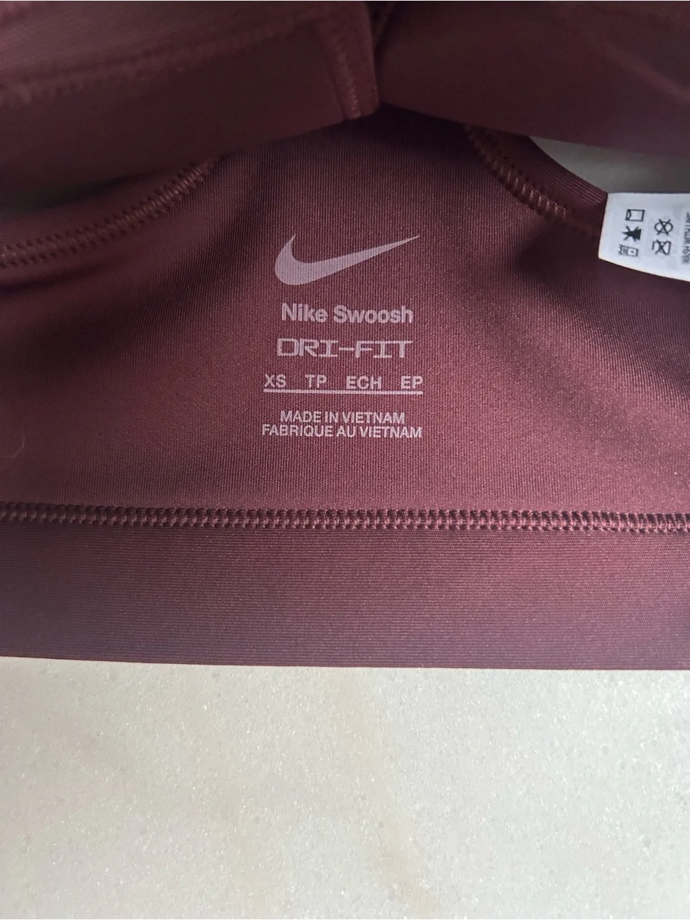 Nike Swoosh Dri-FIT Sports Bra Burgundy XS NWT